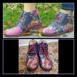 NEEFS Size 8 Ankle Lace Up Floral Boot Purple Bohemian Fairy